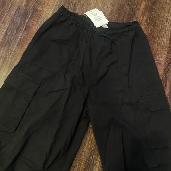 H&M black cargo pants - Picture 6 of 10